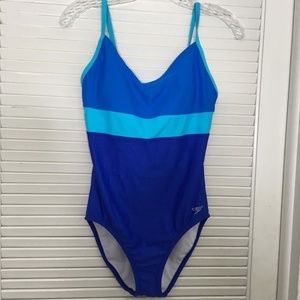 speedo women's ultraback racerback athletic training one piece swimsuit